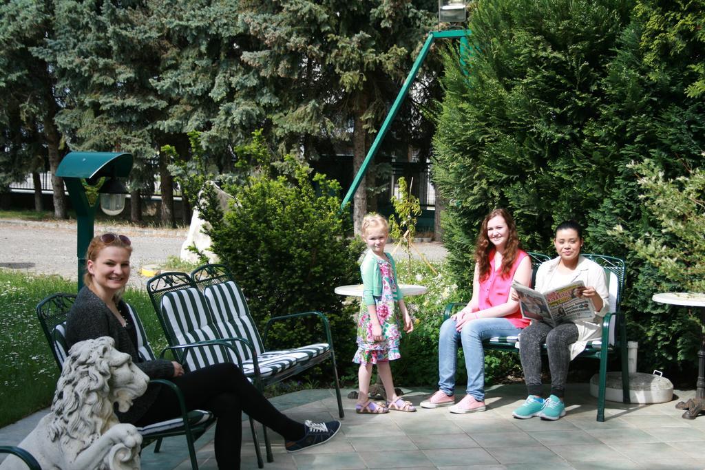 Hotel Asperner Loewe Виена Екстериор снимка