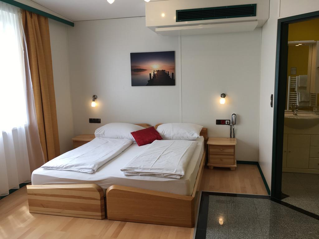 Hotel Asperner Loewe Виена Екстериор снимка