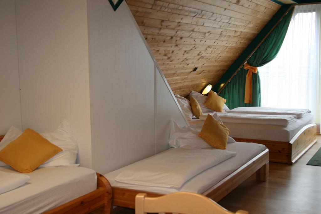 Hotel Asperner Loewe Виена Стая снимка