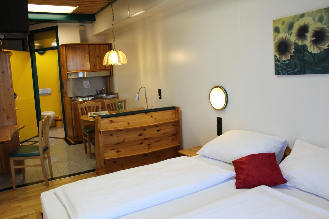 Hotel Asperner Loewe Виена Екстериор снимка